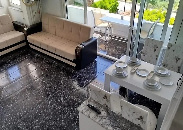 Kadinlar Denizi Manzarali * Kusadası