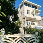 Villa Kadinlar Denizi Manzarali *