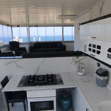 Kadinlar Denizi Manzarali Villa Kusadasi