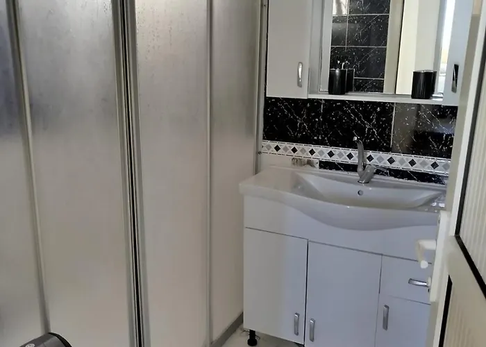 Villa Kadinlar Denizi Manzarali *